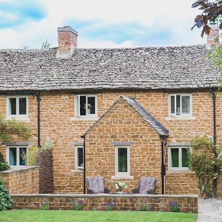Climbing Rose Cottage - Dog Friendly - Peaceful Cotswold Cottage Adlestrop エクステリア 写真