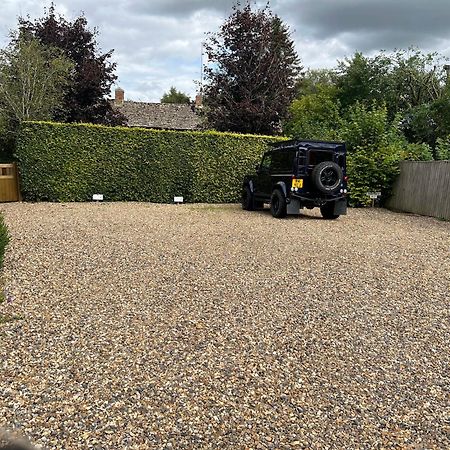 Climbing Rose Cottage - Dog Friendly - Peaceful Cotswold Cottage Adlestrop エクステリア 写真